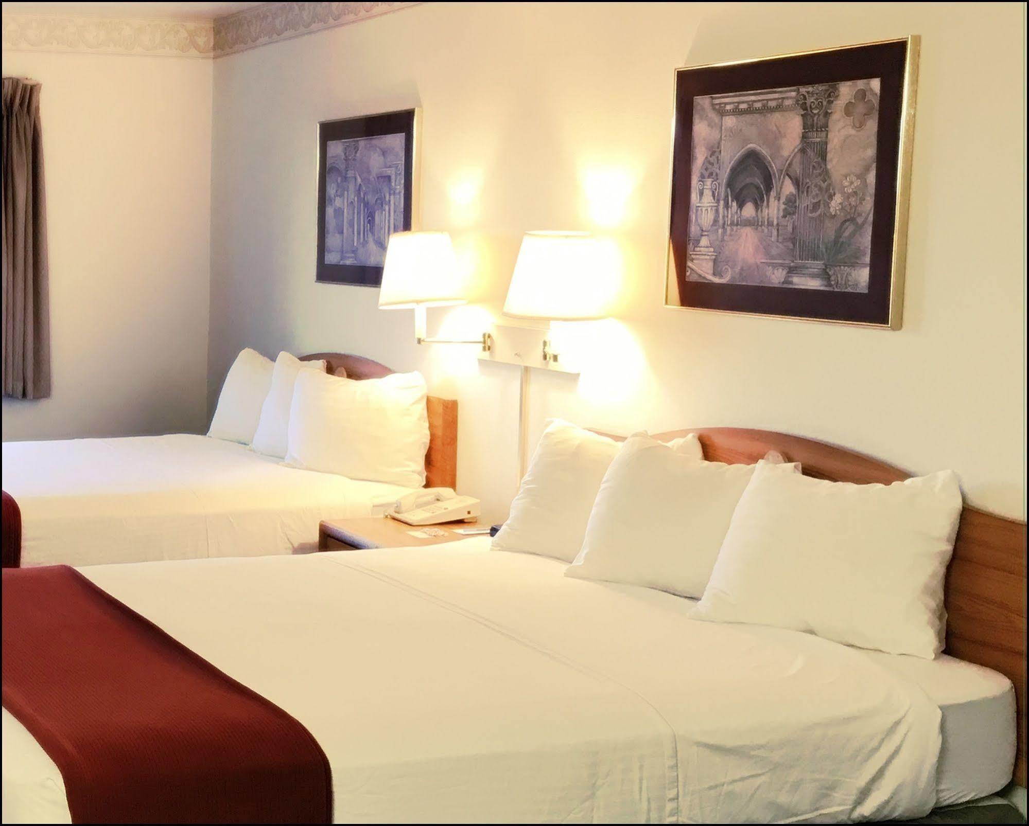 סנטרליה Peppermill Empress Inn מראה חיצוני תמונה
